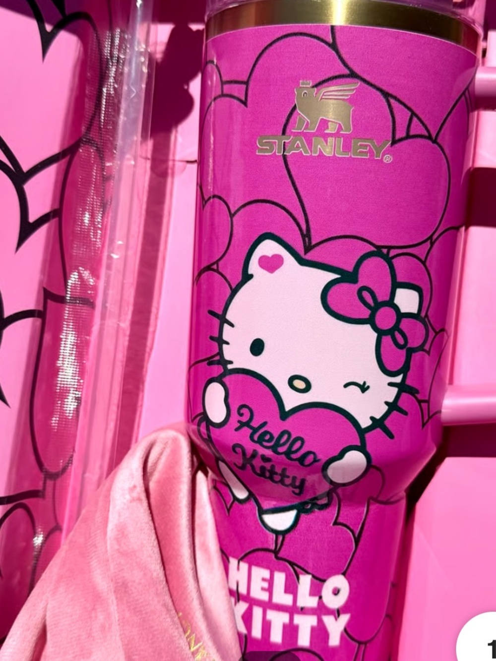 Stanley x Hello Kitty LOVESHACKFANCY Pink Travel Tumbler box Gold Accent 40oz - Picture 5 of 5